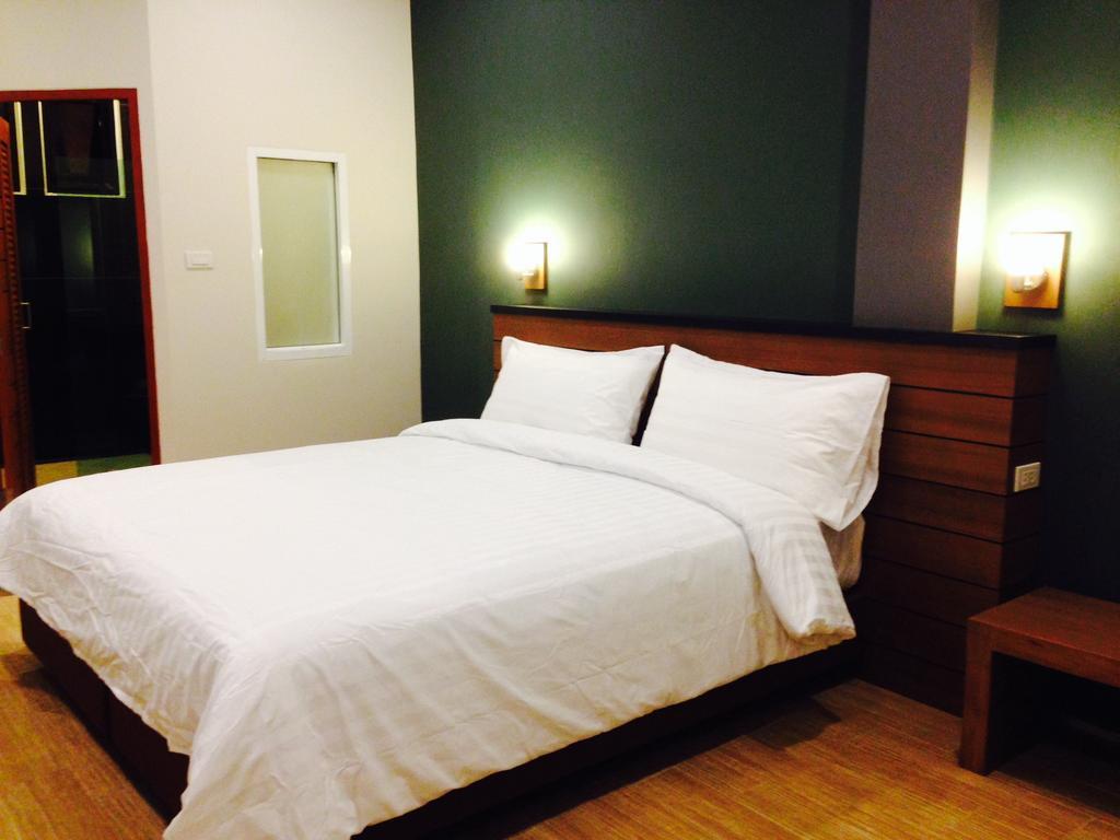 Bird Day Boutique Hotel Mukdahan Room photo